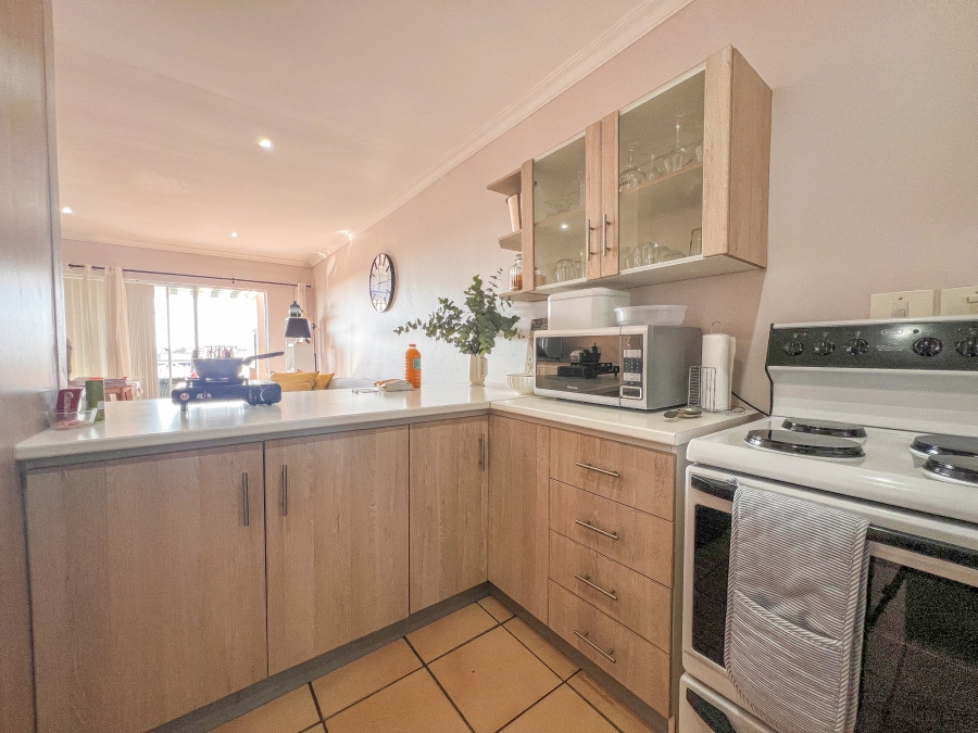 2 Bedroom Property for Sale in Myburgh Park Western Cape